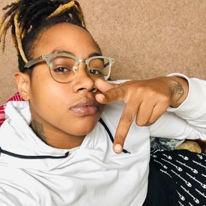 Meet your Posher, Saara